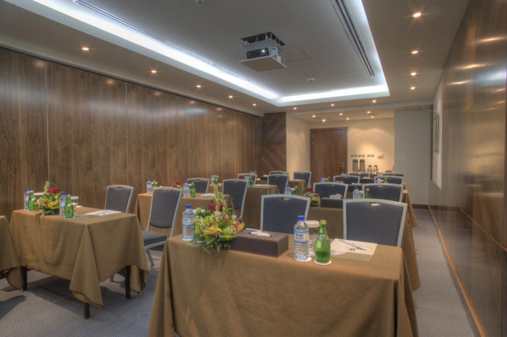 Hotel Oryx 4*